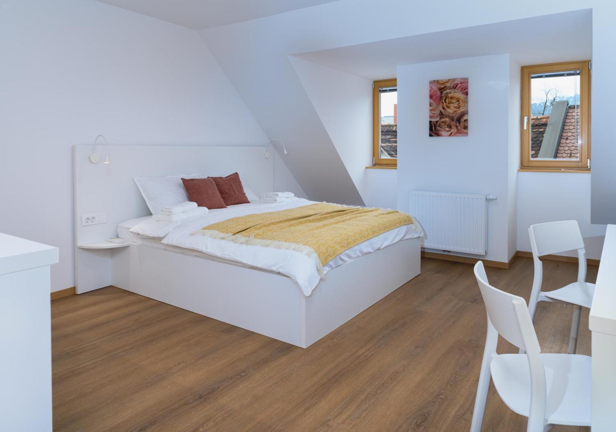 Primus Apartments Ljubljana Bagian luar foto
